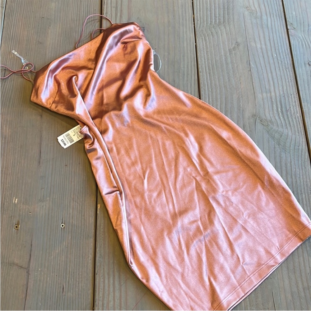 5 for $25🎈 NWT Q sexy pink dress